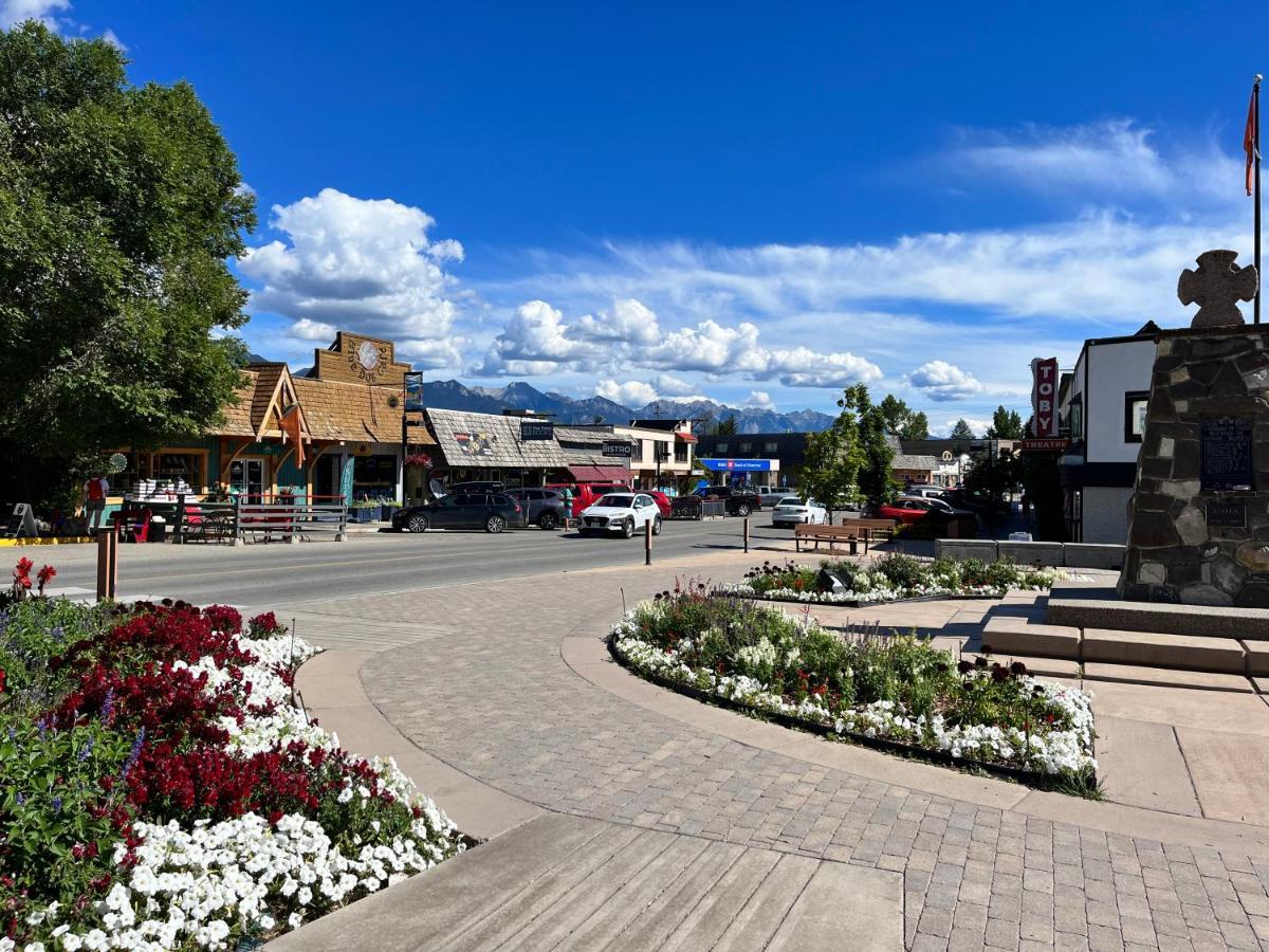 Perfect Base Invermere 3Bd Townhouse Mt Views With Garage Exterior photo